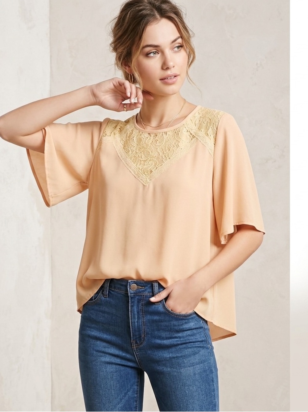 Forever 21 Peach Lace Yoke Short Sleeve‎ Blouse